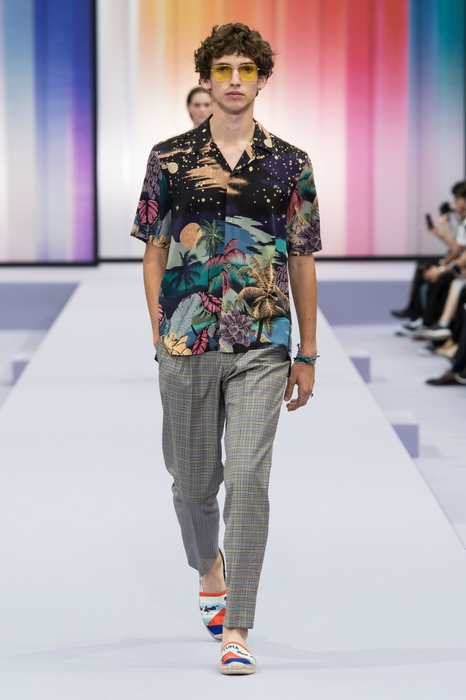 The Paul Smith SS18 collection is an escape to a warm tropical place