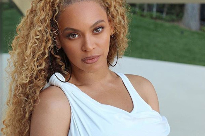 While Destiny's Child found success, Beyonce struggled with her personal life