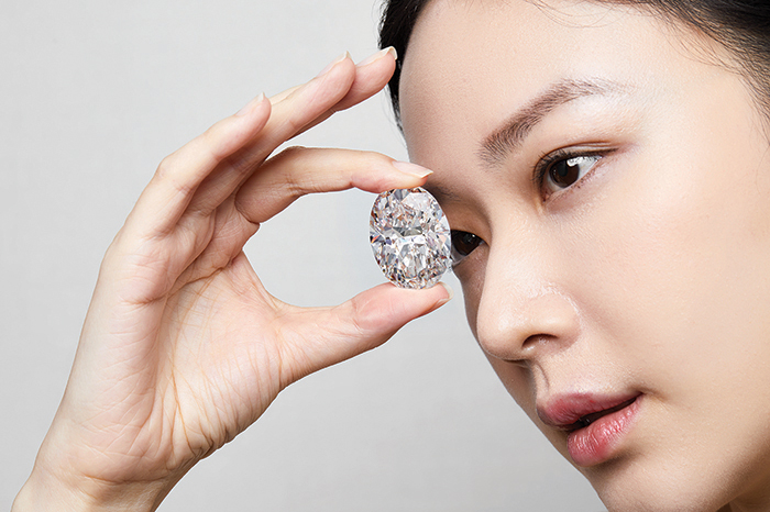 A Highly Important 102.39-Carat D Colour Flawless Oval Diamond_A taste for the extraordinary Rare items that commanded the auction blocks this fall gafencu magazine