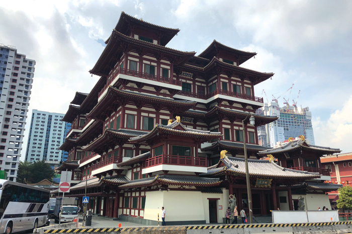 gafencu magazine travel Next Stop, Singapore Check out these must-visit lion prowling hotspots buddhist temple