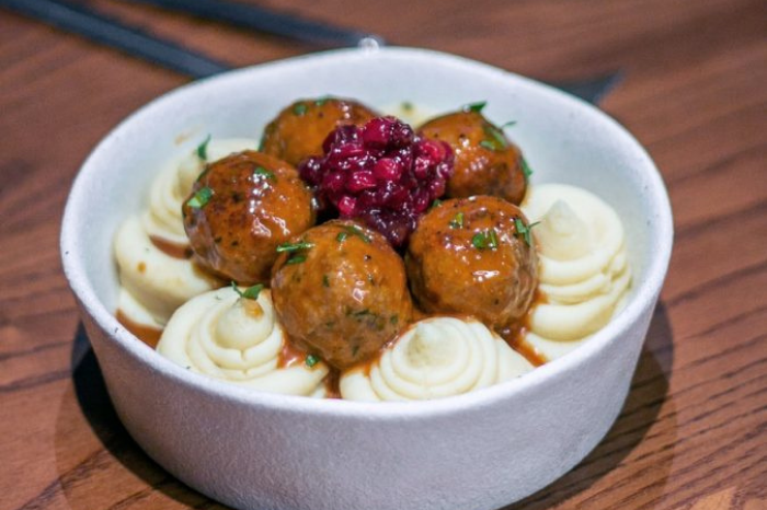 Scandinavian dishes Hjem hong kong meatballs_gafencu