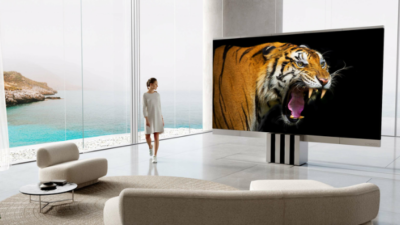 Futuristic Smart TVs To Buy_gafencu