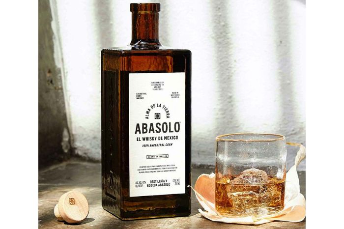 gafencu_mexican_whisky_absolo_ice_drink