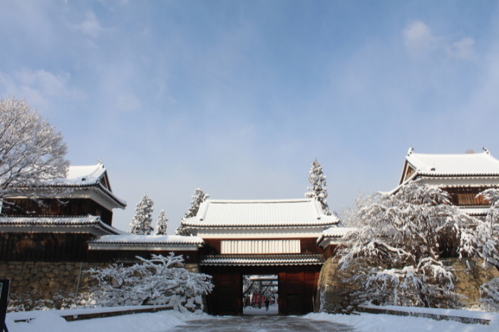 winter-escape-exploring-japanese-alps-nagano-japan-travel_gafencu_1