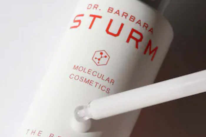 face-serums-101-a-guide-to-using-active-ingredients-skincare-dr_barbara_sturm-the_better_b_niacinamide-beauty-gafencu